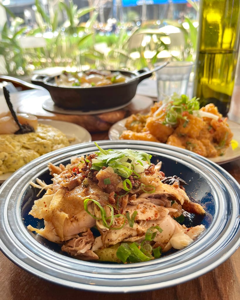 台中必吃的台式美食料理餐廳！餐點真的很好吃！裝潢也很文青風啊！