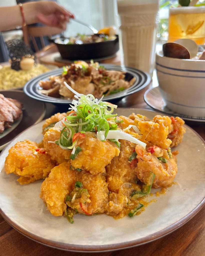 台中必吃的台式美食料理餐廳！餐點真的很好吃！裝潢也很文青風啊！