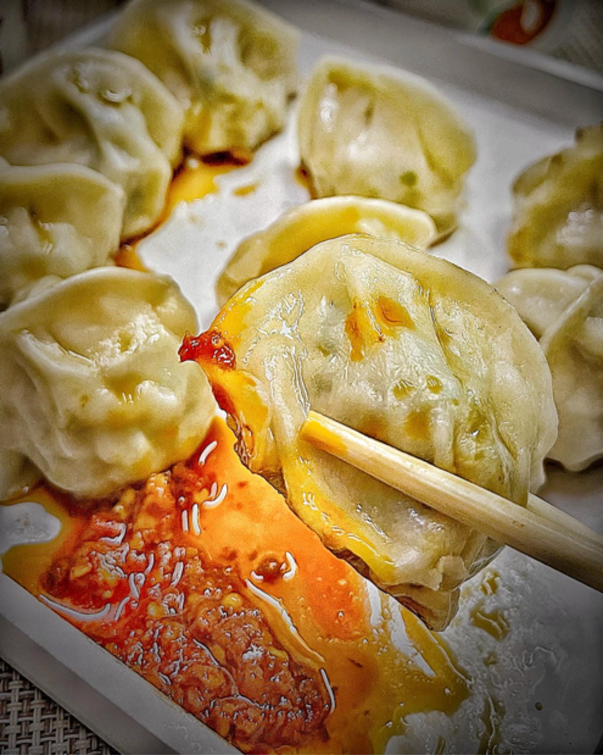 大甲鎮瀾宮周遭必吃銅板價美食[煜軒閣手作餃子]皮Q餡多，價格