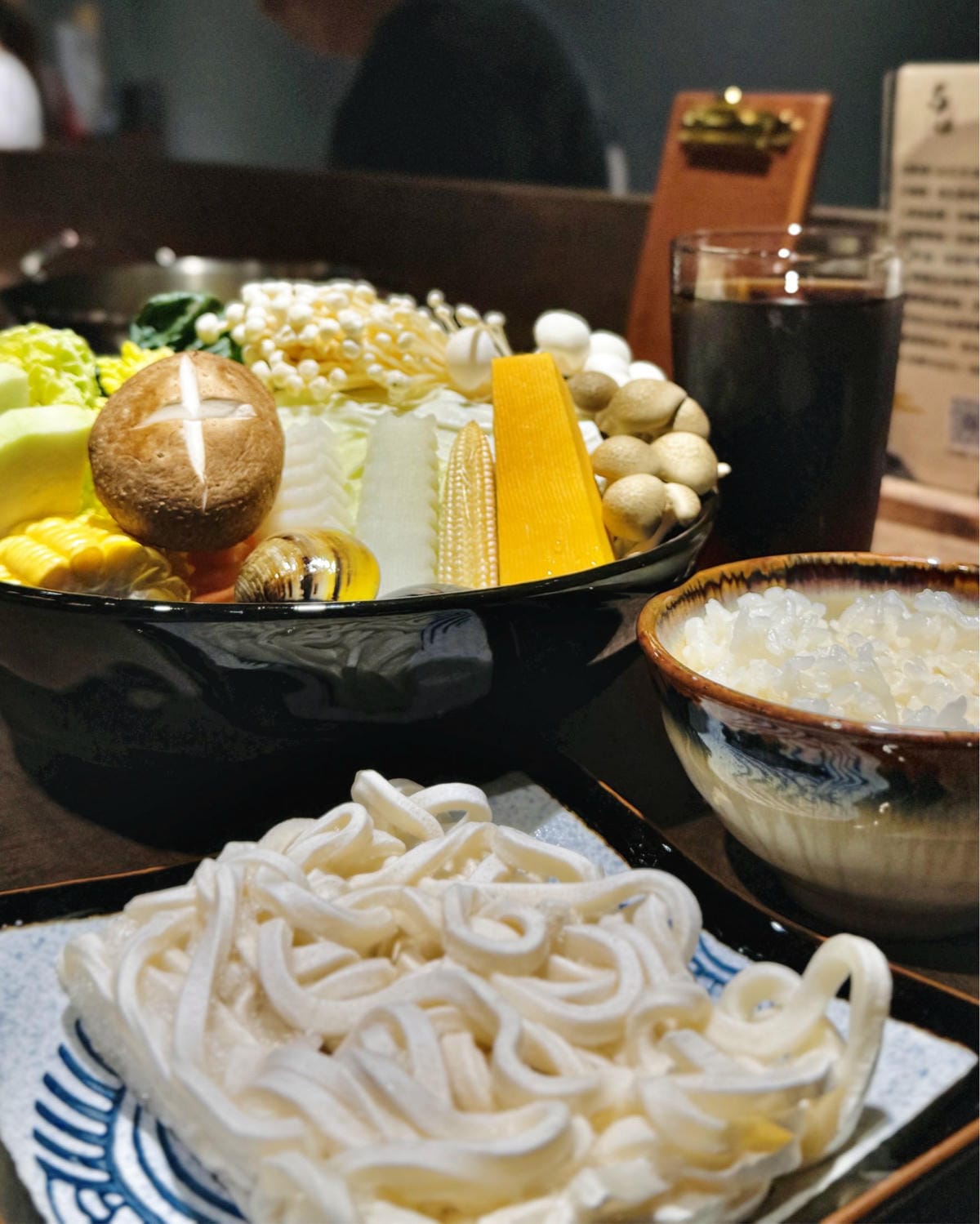 ［台中美食］台中大里軟體科技園區低調的日本風格鍋｛与任和牛鍋