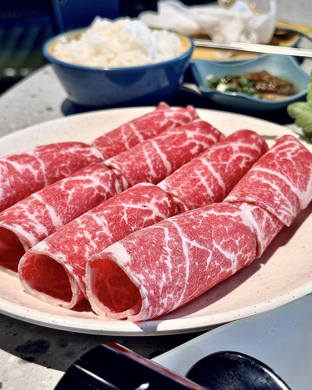 火鍋控不能錯過的石頭火鍋餐廳!台中西區美食誠品綠園道附近的[ 火鍋控不能錯過的石頭火鍋餐廳!台中西區美食誠品綠園道附近的[