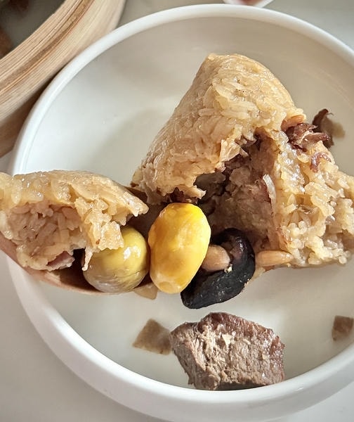2026端午必搶!冊子油飯「精品級肉粽」回歸:松露、韓式炸雞新口味超驚艷!早鳥9折快手刀🏃♀️ - 第20張圖 2026端午必搶!冊子油飯「精品級肉粽」回歸:松露、韓式炸雞新口味超驚艷!早鳥9折快手刀🏃♀️
