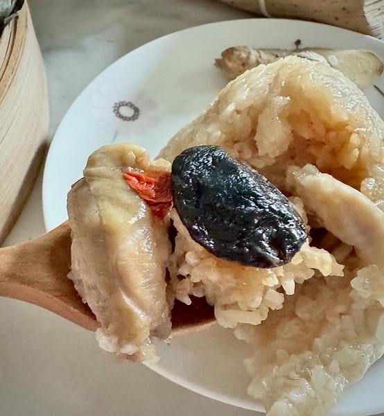 2026端午必搶!冊子油飯「精品級肉粽」回歸:松露、韓式炸雞新口味超驚艷!早鳥9折快手刀🏃♀️ - 第17張圖 2026端午必搶!冊子油飯「精品級肉粽」回歸:松露、韓式炸雞新口味超驚艷!早鳥9折快手刀🏃♀️