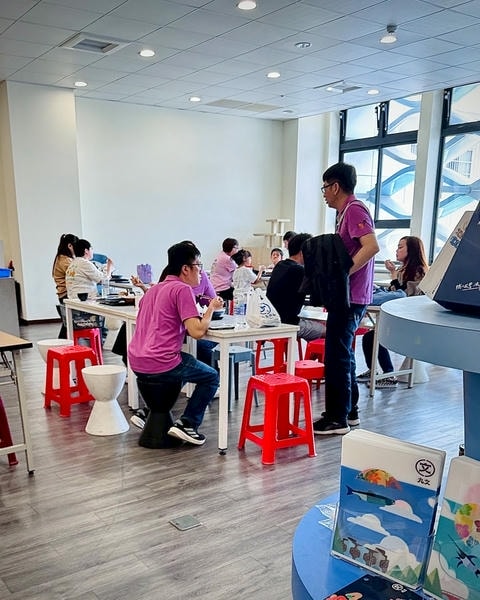 [台中大里觀光工廠]丸文食品DIY體驗，比想像中還好玩🐟
