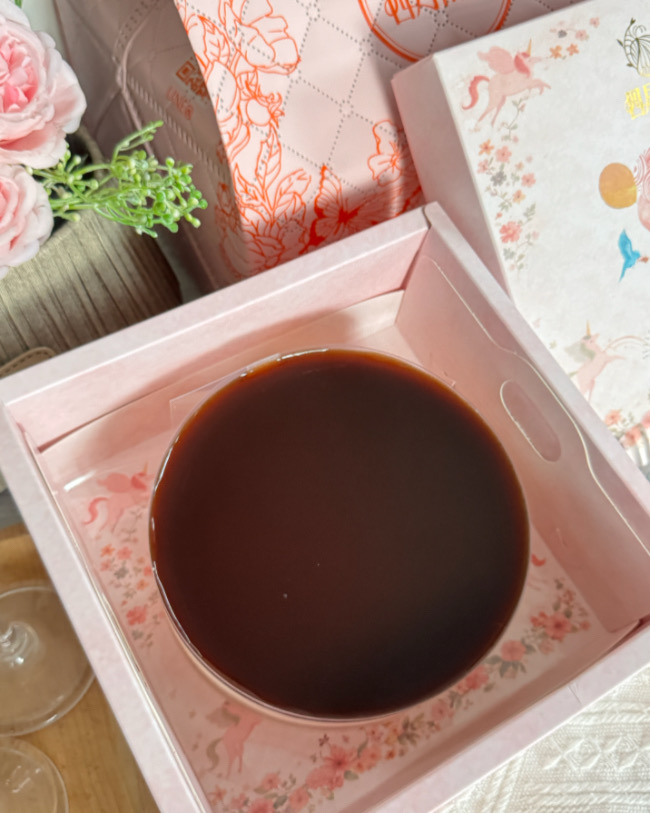 【台中伴手禮推薦】一年只賣兩次的限定美味！四月南風水晶芋頭奶酪蛋糕